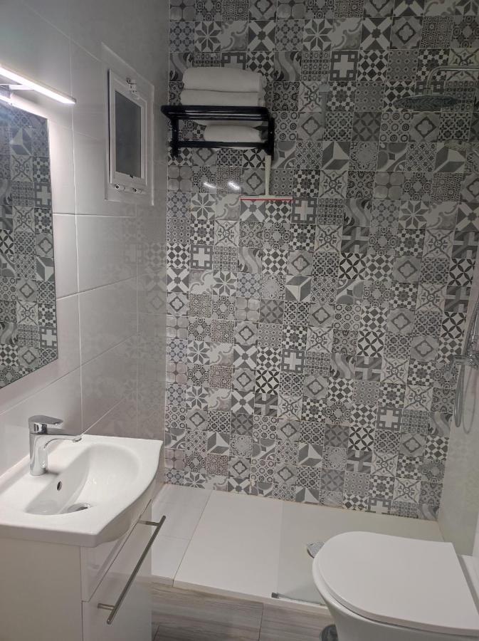 Saltillo Alto Gray Studio. Vistas Al Mar Y Piscina トレモリノス エクステリア 写真